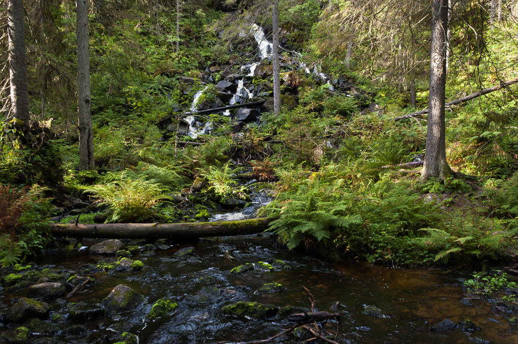 Водопад Коркеакоски