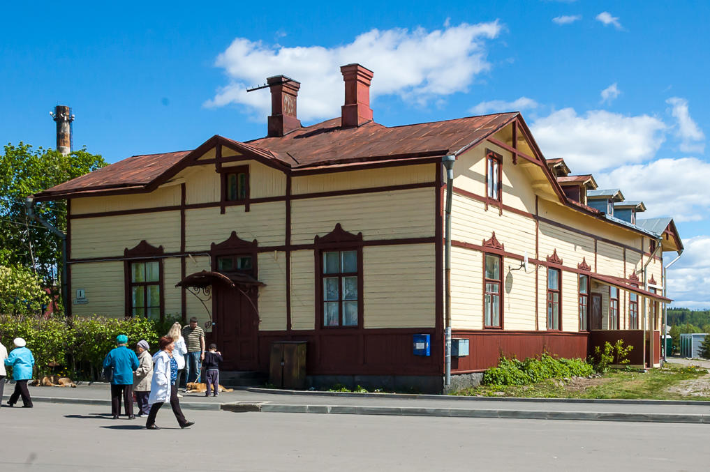 Деревянный дом