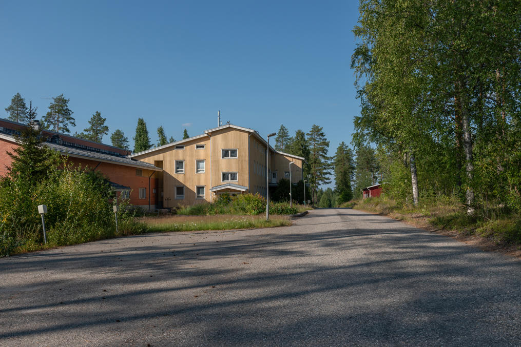 территория казарм в Ямясе