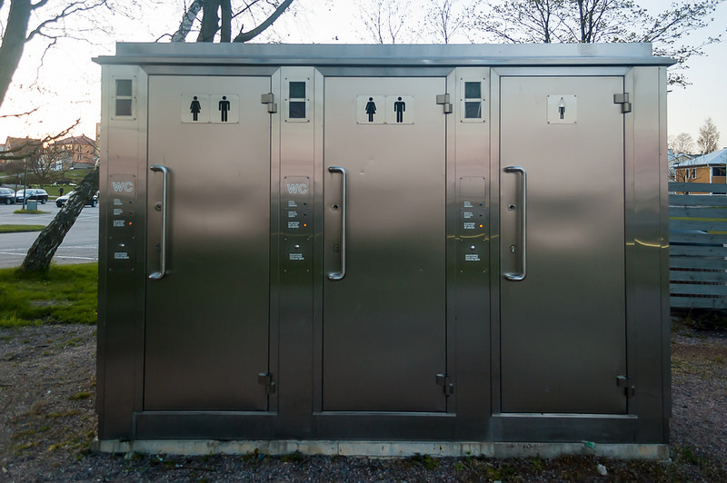 Туалеты и душ