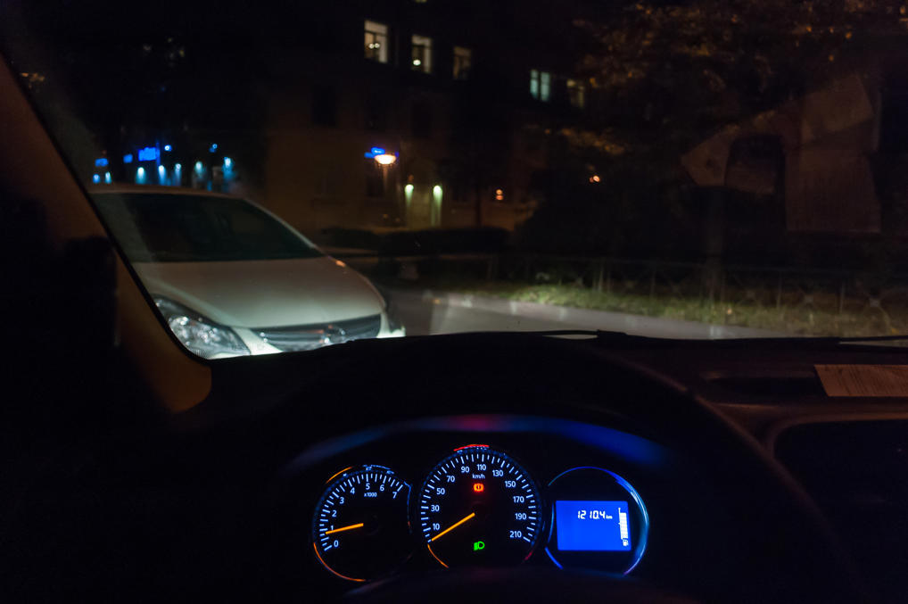 1210 км
