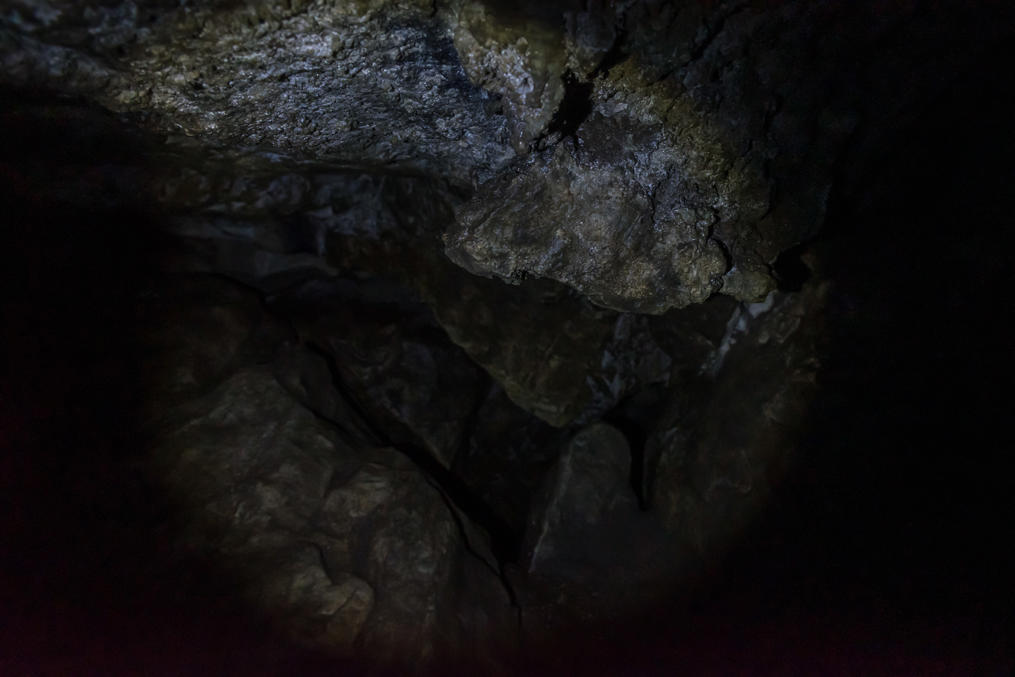 Лаз в дальний зал