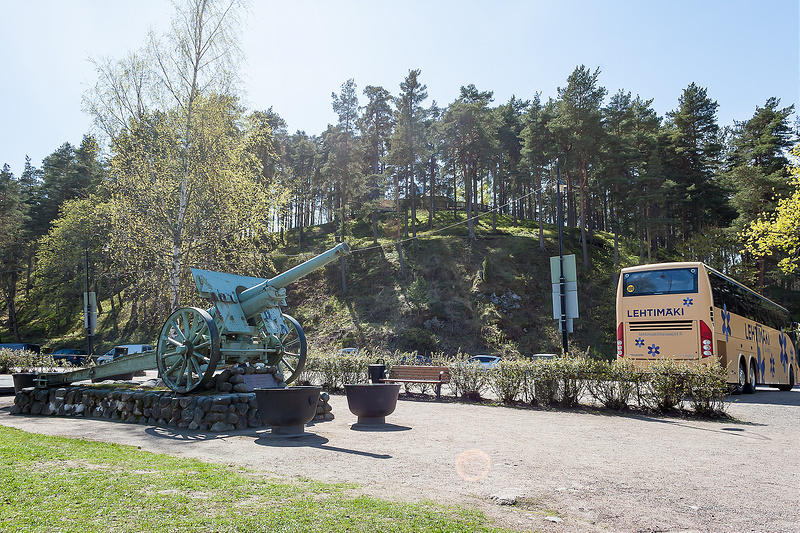 Пушка и холм Нясинмяки