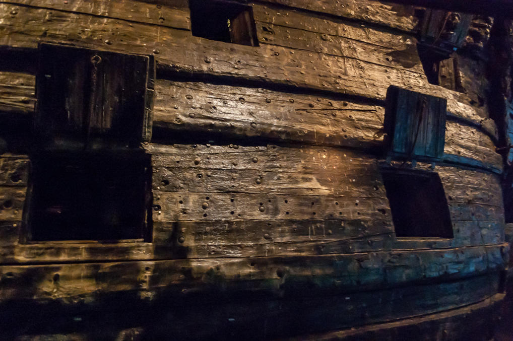 Пушечные отверстия