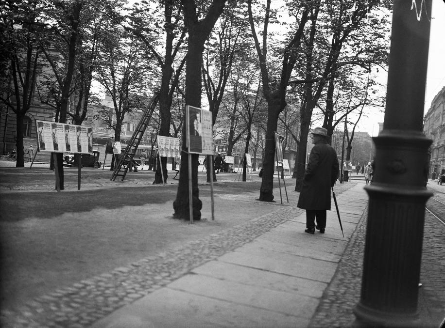 Предвыборная агитация в Хельсинки в 1930.  Фото из вики